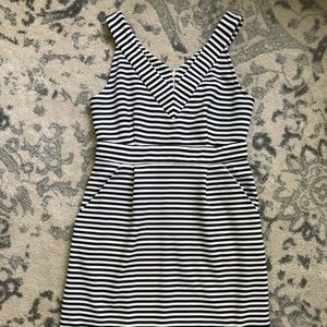 Motherhood maternity dress-black and white